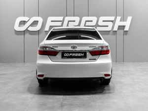 Седан Toyota Camry 2017 года, 2499000 рублей, Тюмень