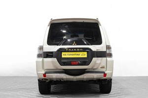Внедорожник Mitsubishi Pajero 2021 года, 4039000 рублей, Барнаул