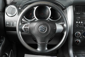 Внедорожник Suzuki Grand Vitara 2011 года, 999000 рублей, Тюмень