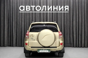 Внедорожник Toyota RAV4 2010 года, 1260000 рублей, Красноярск