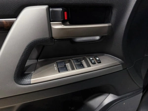 Внедорожник Toyota Land Cruiser 2009 года, 2899000 рублей, Красноярск