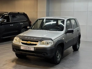 Внедорожник Chevrolet Niva 2016 года, 597000 рублей, Красноярск