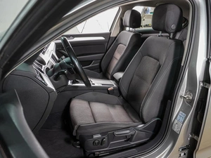 Седан Volkswagen Passat 2017 года, 1889000 рублей, Воронеж
