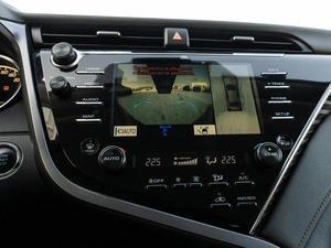 Седан Toyota Camry 2018 года, 2310000 рублей, Самара