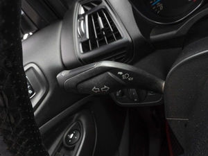 Внедорожник Ford Kuga 2013 года, 1059000 рублей, Саратов