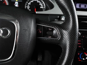 Седан Audi A4 2011 года, 1244000 рублей, Воронеж