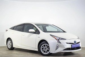 Лифтбек Toyota Prius 2016 года, 1969000 рублей, Оренбург