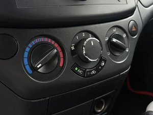 Хетчбэк Chevrolet Aveo 2009 года, 489000 рублей, Орёл