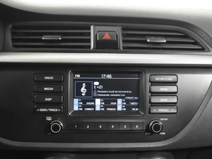 Хетчбэк Kia Rio X-Line 2018 года, 1389900 рублей, Казань