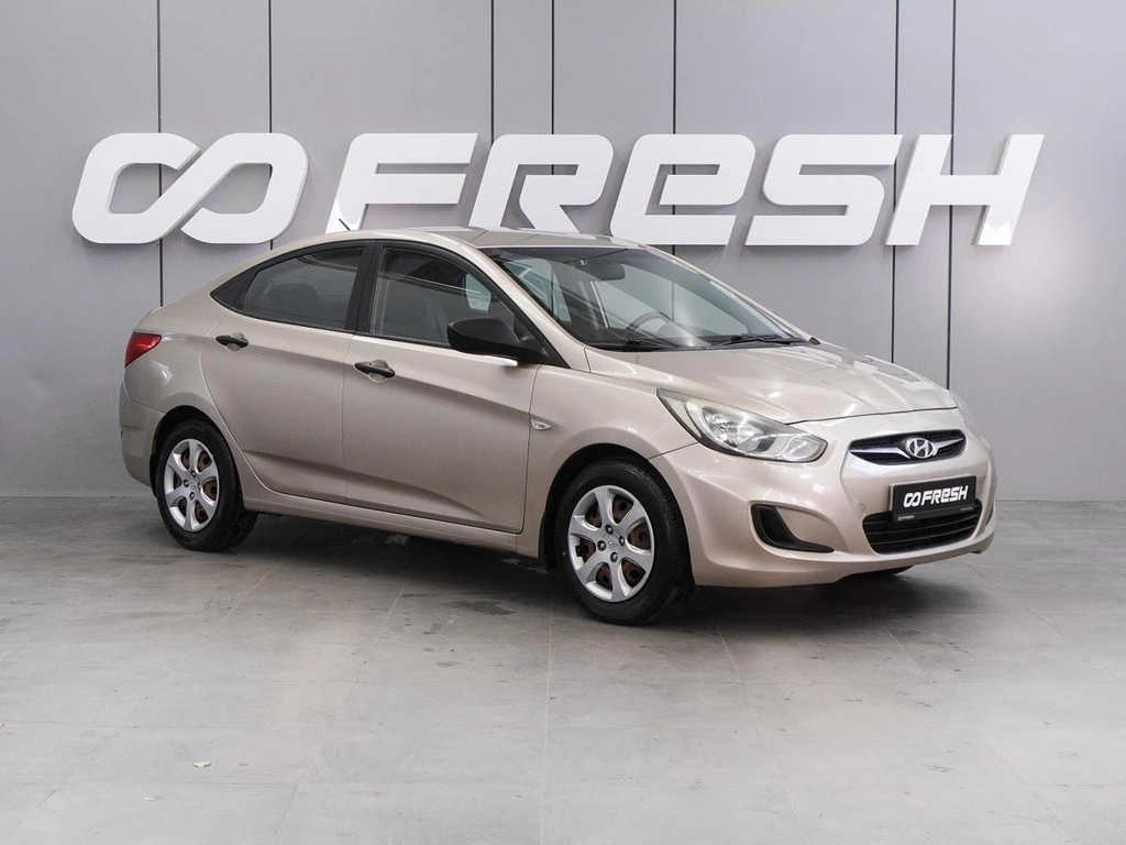 Седан Hyundai Solaris 2011 года, 669000 рублей, Воронеж