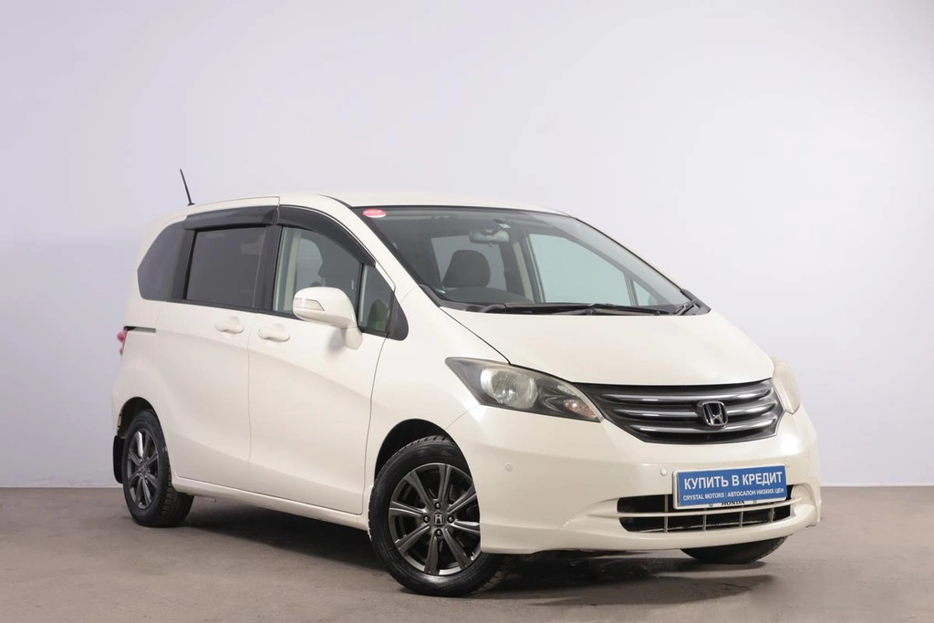 Минивэн Honda Freed 2010 года, 999000 рублей, Новосибирск
