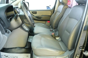 Минивэн Hyundai Grand Starex 2011 года, 1649000 рублей, Омск