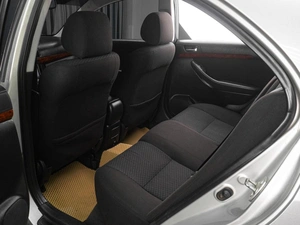 Седан Toyota Avensis 2004 года, 699000 рублей, Тюмень