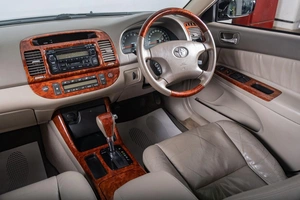 Седан Toyota Camry 2004 года, 949000 рублей, Томск