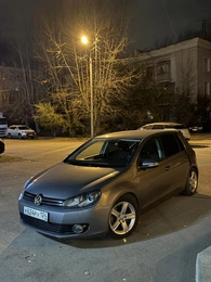 Хетчбэк Volkswagen Golf 2012 года, 860000 рублей, Красноярск