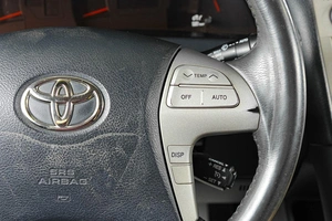 Седан Toyota Camry 2006 года, 999000 рублей, Тюмень
