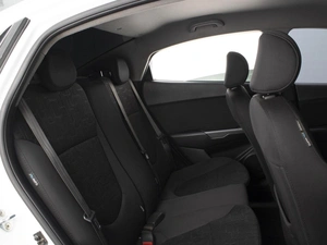 Седан Kia Rio 2015 года, 915000 рублей, Омск