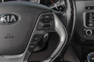 Седан Kia Rio 2015 года, 929000 рублей, Челябинск