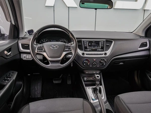 Седан Hyundai Solaris 2017 года, 1320000 рублей, Краснодар