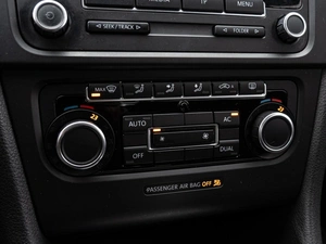 Хетчбэк Volkswagen Golf 2011 года, 1260000 рублей, Краснодар