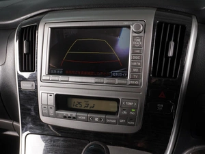 Минивэн Toyota Alphard 2005 года, 2015000 рублей, Красный Пахарь