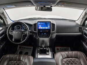 Внедорожник Toyota Land Cruiser 2016 года, 6360000 рублей, Красноярск