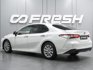 Седан Toyota Camry 2019 года, 2650000 рублей, Воронеж