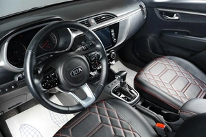 Хетчбэк Kia Rio X 2021 года, 1829000 рублей, Тюмень