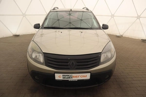 Хэтчбек Renault Sandero 2011 года, 735000 рублей, Орёл