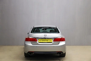 Седан Honda Accord 2013 года, 1769000 рублей, Новосибирск