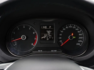 Седан Volkswagen Polo 2017 года, 1290000 рублей, Тверь