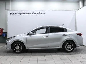 Седан Kia Rio 2018 года, 1519000 рублей, Красноярск