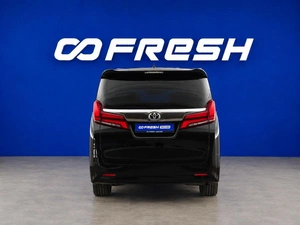 Минивэн Toyota Alphard 2019 года, 4885000 рублей, Москва