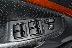 Седан Toyota Avensis 2007 года, 999000 рублей, Тюмень