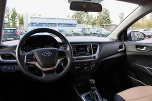 Седан Hyundai Solaris 2022 года, 2005000 рублей, Ярославль