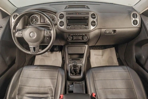 Внедорожник Volkswagen Tiguan 2014 года, 1799000 рублей, Челябинск