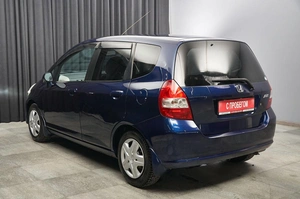 Хетчбэк Honda Fit 2003 года, 527000 рублей, Красноярск