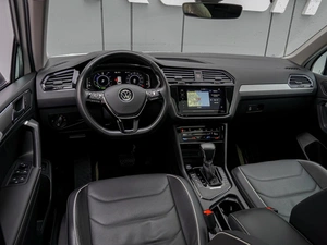 Внедорожник Volkswagen Tiguan L 2020 года, 3798000 рублей, Краснодар