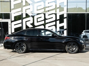 Седан Infiniti Q70 2014 года, 1999000 рублей, Волгоград