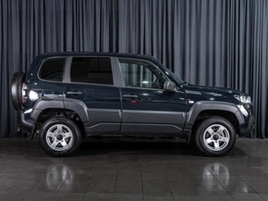 Внедорожник ВАЗ (LADA) Niva Travel 2024 года, 1280000 рублей, Волгоград