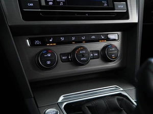 Седан Volkswagen Passat 2018 года, 1598055 рублей, Москва