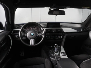 Седан BMW 3 серия 2016 года, 2309000 рублей, Красный Пахарь