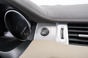 Внедорожник Land Rover Range Rover Evoque 2012 года, 1799000 рублей, Красноярск