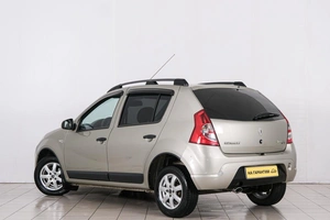 Хетчбэк Renault Sandero 2012 года, 689000 рублей, Красноярск