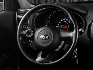 Хетчбэк Kia Soul 2016 года, 1449000 рублей, Тюмень