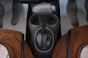 Хетчбэк Toyota Vitz 1999 года, 419000 рублей, Омск