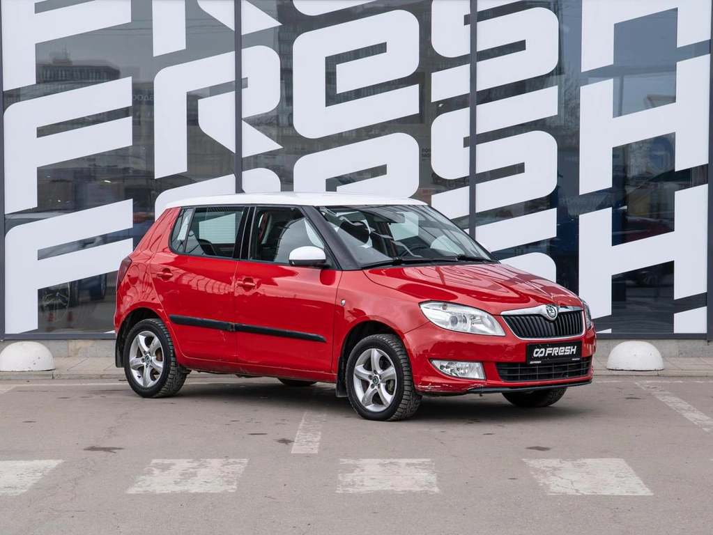 Хетчбэк Skoda Fabia 2012 года, 799000 рублей, Краснодар