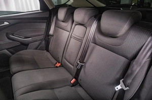 Хетчбэк Ford Focus 2012 года, 1049000 рублей, Томск