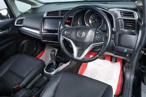 Хетчбэк Honda Fit 2013 года, 1469000 рублей, Челябинск