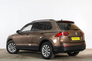 Внедорожник Volkswagen Tiguan 2019 года, 2159000 рублей, Тюмень